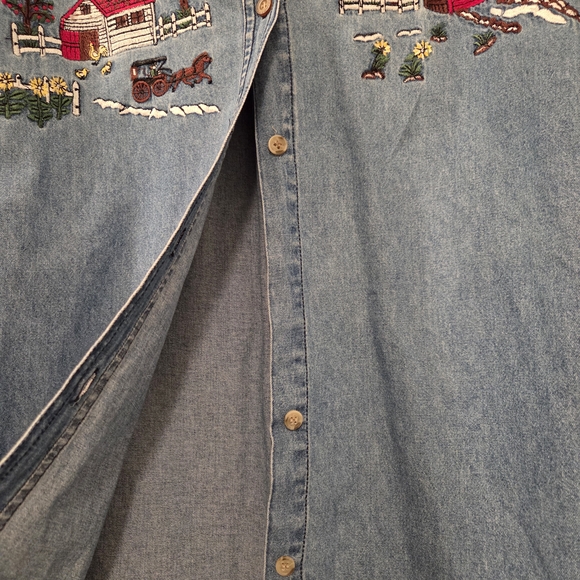 Women's Vintage Denim Shirt with Embroidered Farm Scene - Picture 4 of 9